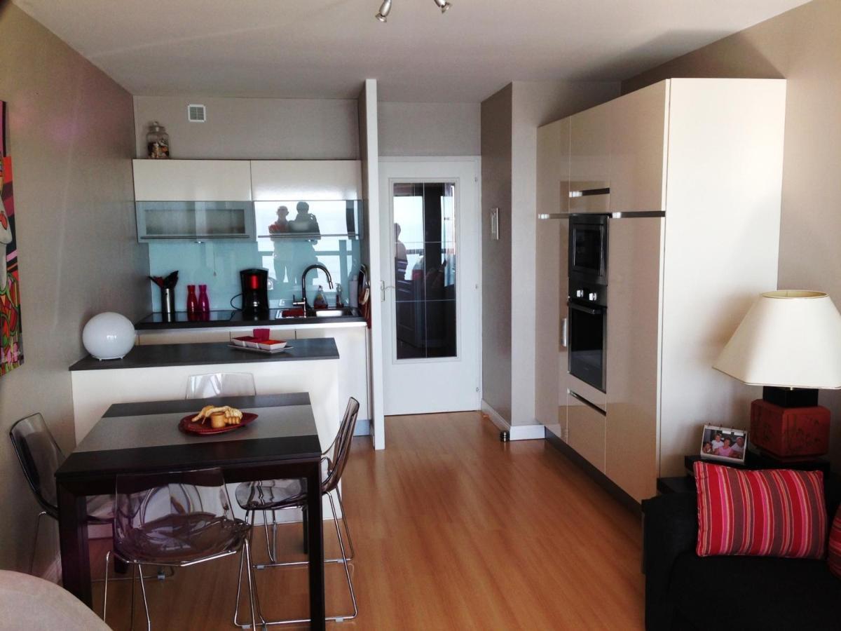 Appartement T2 Refait A Neuf Avec Balcon Face Mer Et Ascenseur, Au Coeur Des Sables-D'Olonne - Fr-1-485-70 เลส์ซาบล์-โดล็อนน์ ภายนอก รูปภาพ